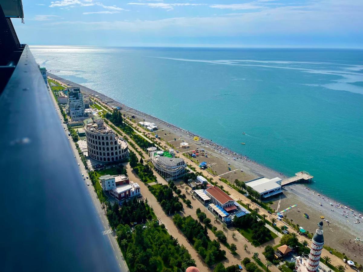 Hellobatumi Aparthotel Εξωτερικό φωτογραφία