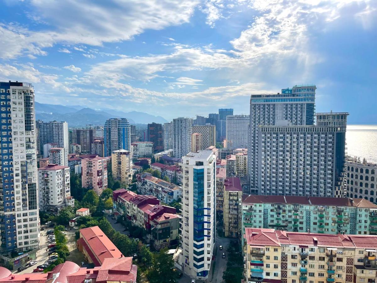 Hellobatumi Aparthotel Εξωτερικό φωτογραφία