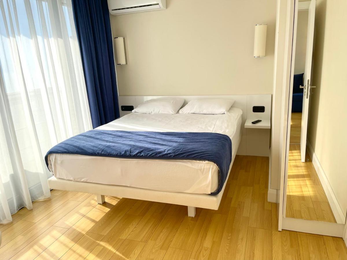 Hellobatumi Aparthotel Εξωτερικό φωτογραφία