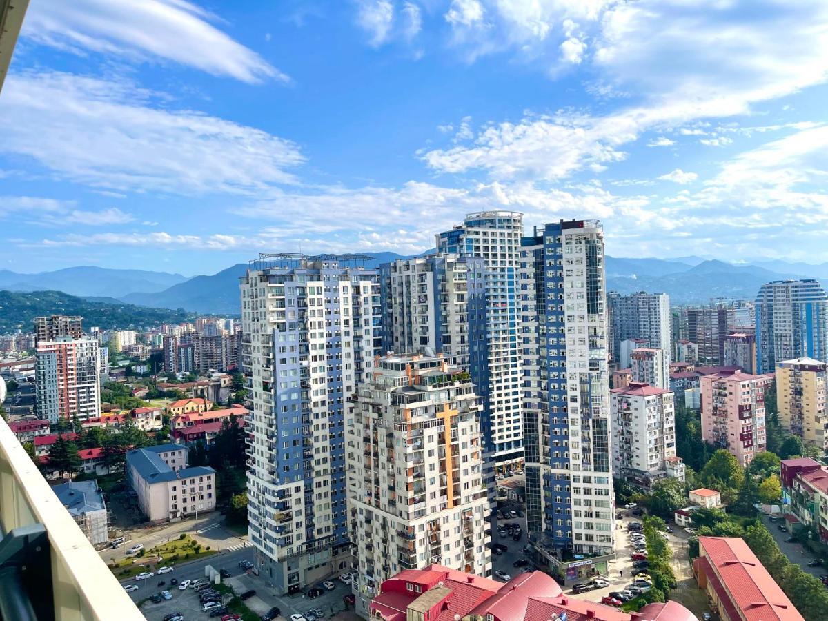 Hellobatumi Aparthotel Εξωτερικό φωτογραφία