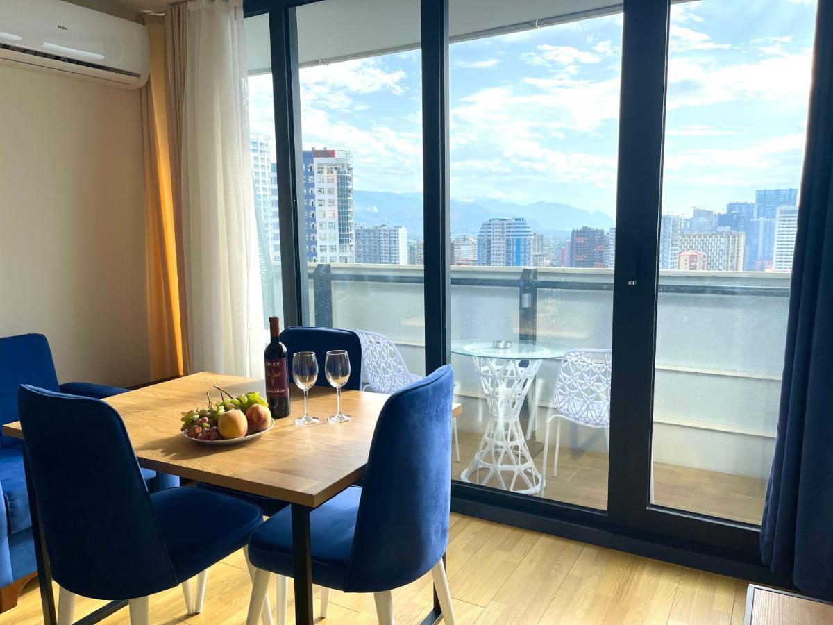 Hellobatumi Aparthotel Εξωτερικό φωτογραφία
