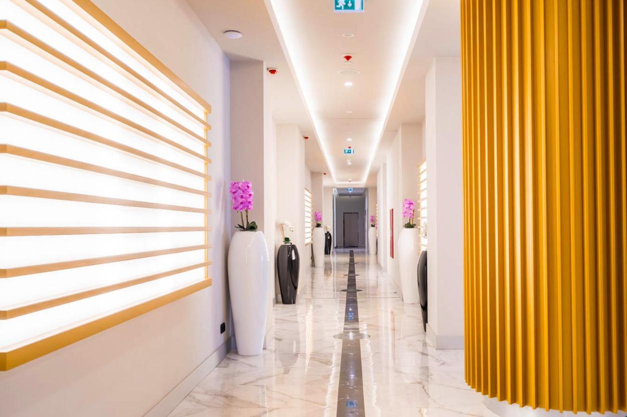 Hellobatumi Aparthotel Εξωτερικό φωτογραφία