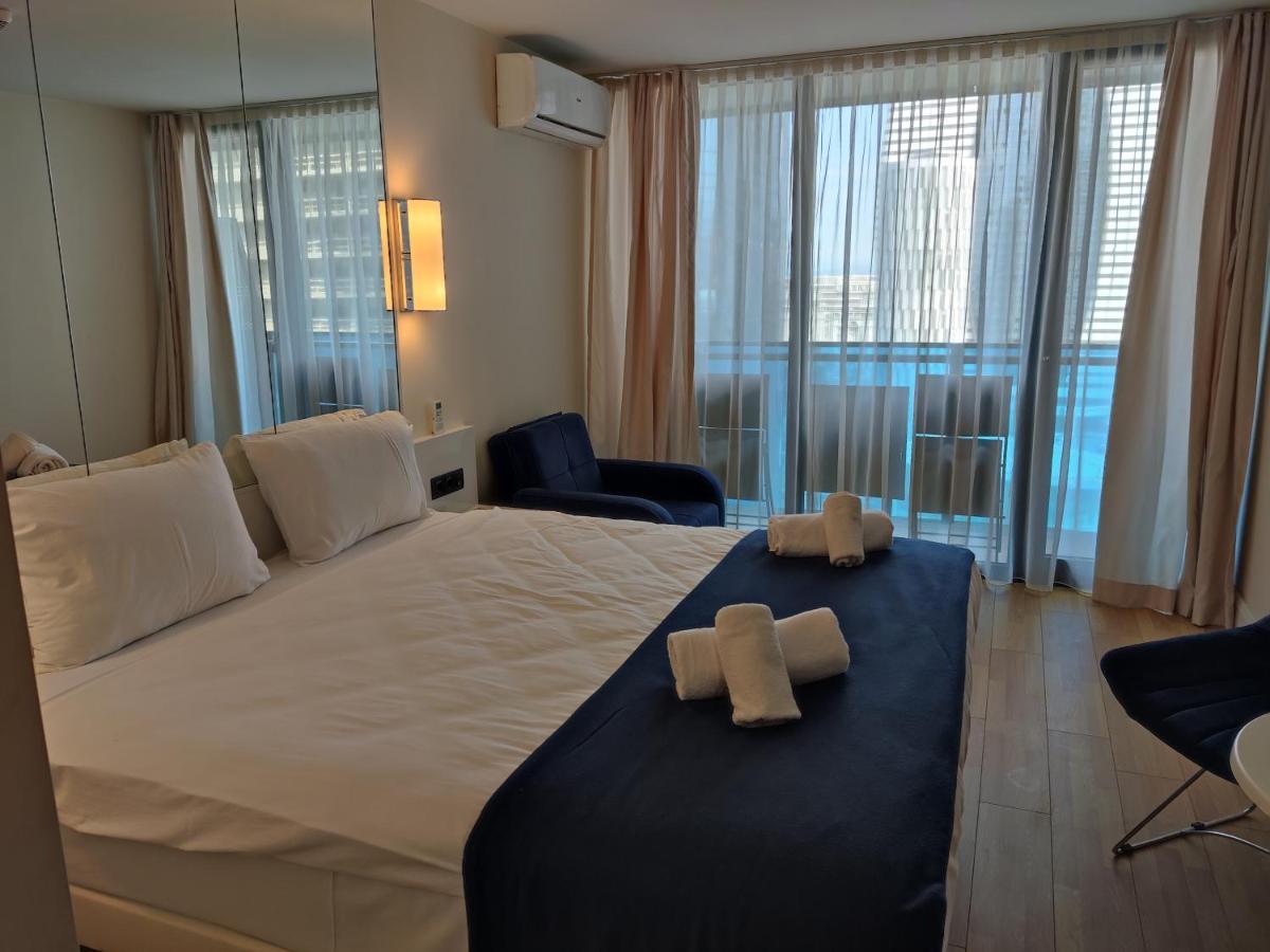Hellobatumi Aparthotel Εξωτερικό φωτογραφία