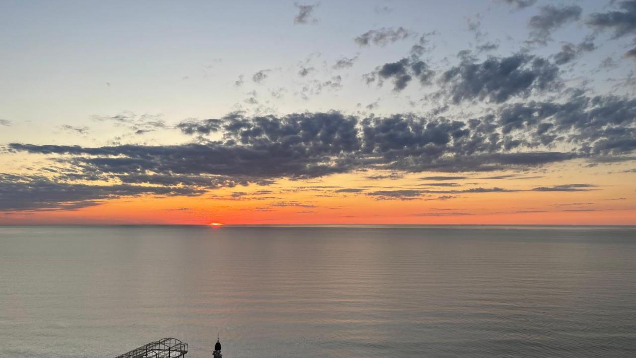 Hellobatumi Aparthotel Εξωτερικό φωτογραφία