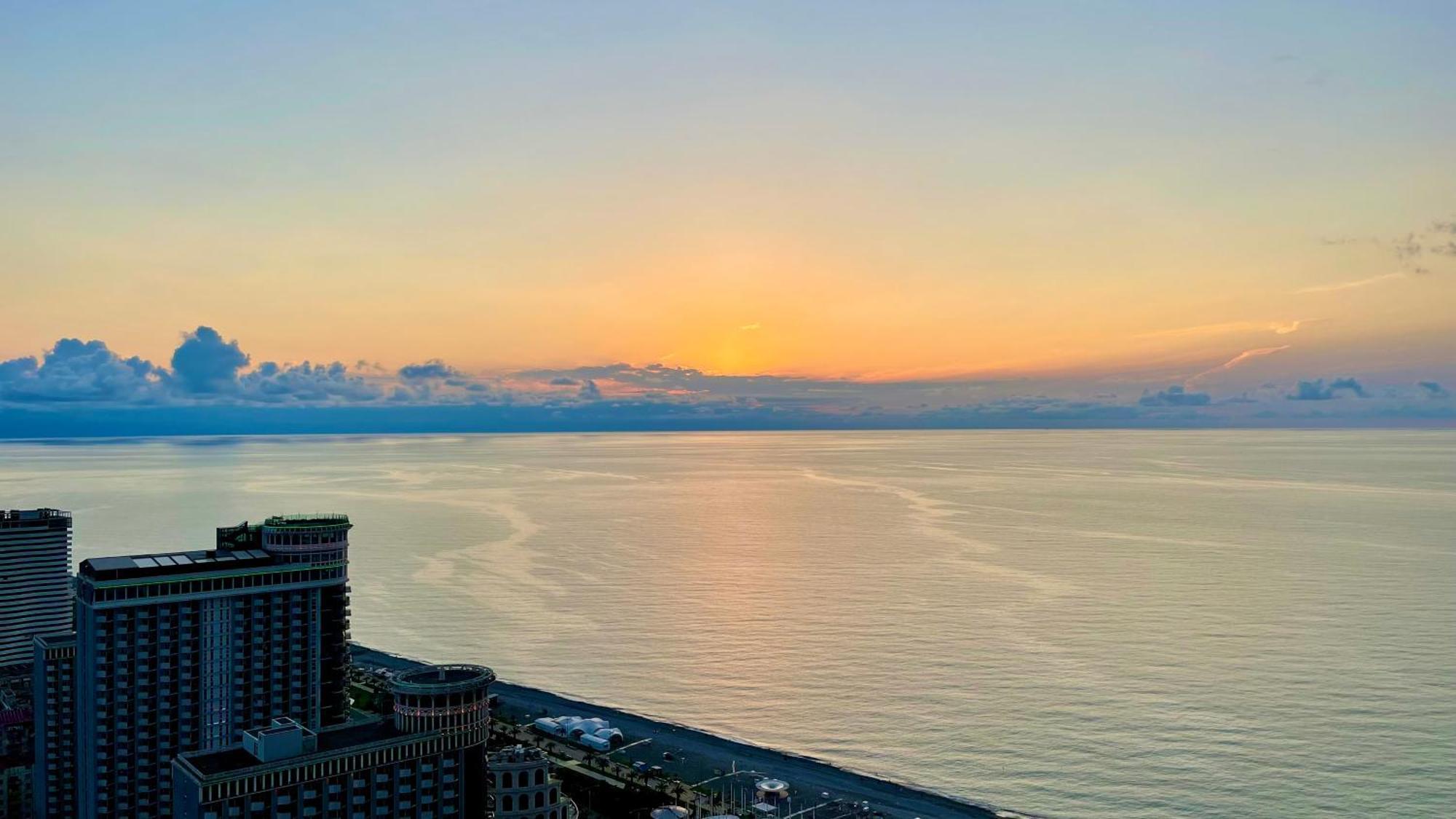 Hellobatumi Aparthotel Δωμάτιο φωτογραφία