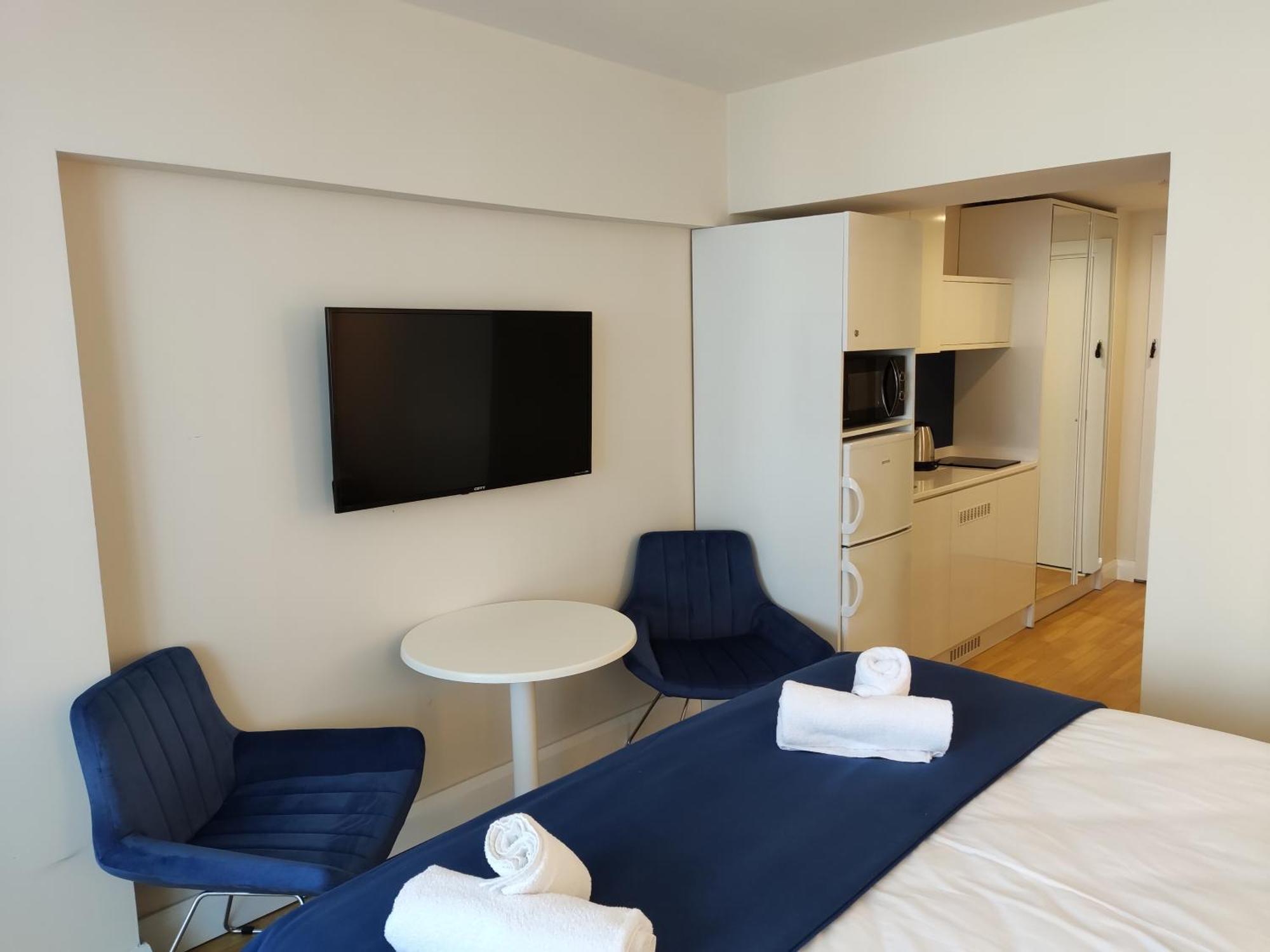 Hellobatumi Aparthotel Εξωτερικό φωτογραφία